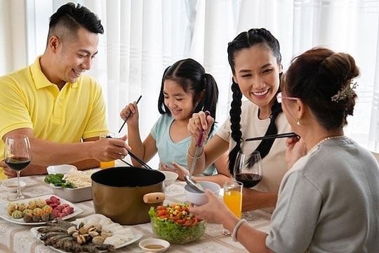 Nhìn thấu tính cách một người qua cách ăn