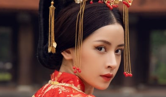 Rộ tin đóng phim cổ trang Trung Quốc, Chi Pu nói gì?