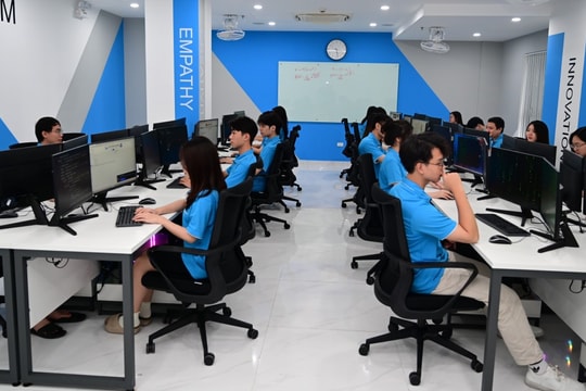 Trường Đại học CMC làm việc với Intel, nâng cấp chương trình đào tạo khoa học máy tính