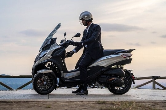 Bảng giá xe máy hãng Piaggio mới nhất tháng 4/2024