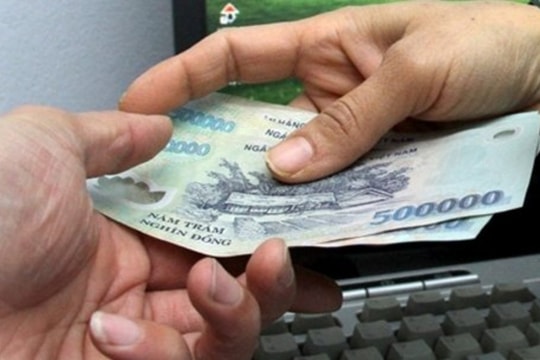 Tạm giữ 2 nữ cán bộ Phòng Tài nguyên và Môi trường để điều tra