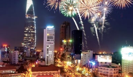 Đề xuất bắn pháo hoa ở 16 điểm tại TP.HCM dịp lễ 30/4