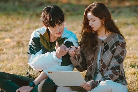 Horoscope 15/4 - 21/4: Thiên Bình đừng quá cố chấp, Sư Tử cần tin vào chính mình