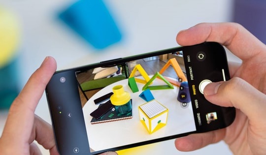 Giá iPhone 15, iPhone 15 Pro, iPhone 15 Pro Max mới nhất giảm cực mạnh, cùng hiệu năng siêu khủng