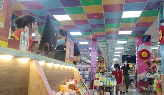 Vi phạm PCCC, nhà sách Tiến Thọ vẫn mở cửa hoạt động, coi thường tính mạng người dân, bất chấp chỉ đạo của cơ quan chức năng