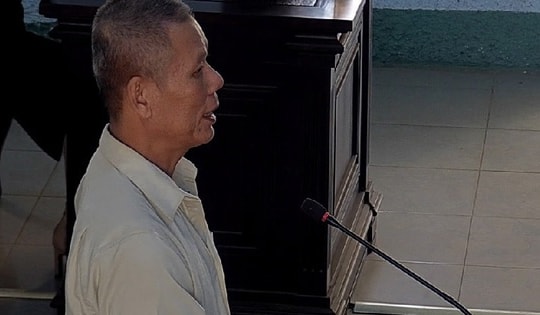 Bản án thích đáng cho kẻ tưới xăng đốt vợ