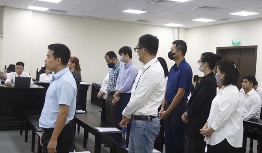 Nhiều người có liên quan trong vụ xét xử cựu Chủ tịch Vimedimex vắng mặt