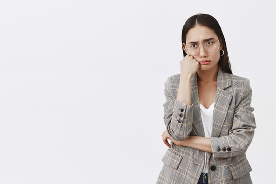 Bạn trai qua mạng giấu việc nhiều tuổi hơn cả bố tôi