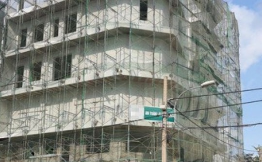 Điều tra vụ người phụ nữ tử vong tại công trình đang xây dựng ở TPHCM