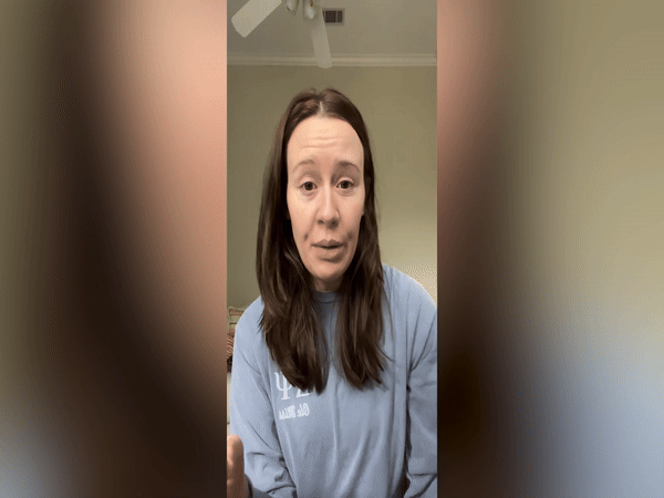 Bị nhà tuyển dụng từ chối vì không trang điểm