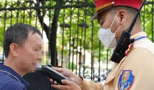 CSGT Hà Nội sẽ xử lý nghiêm 5 nhóm hành vi vi phạm dịp nghỉ lễ 30/4 và 1/5