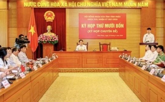 Bãi nhiệm chức vụ Chủ tịch HĐND và Chủ tịch UBND tỉnh Vĩnh Phúc