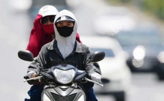 Miền Bắc nắng nóng đỉnh điểm, Hà Nội có nơi 40 độ