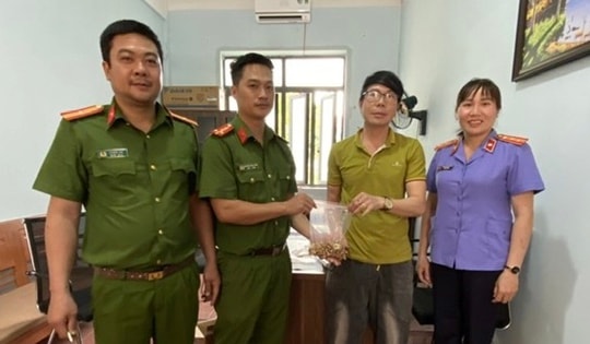 'Mừng như bắt được vàng' khi nhận lại 3,5 kg vàng mất trộm