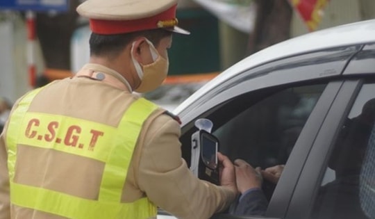 8 lỗi cơ bản vi phạm luật giao thông, lái xe dễ ‘ăn phạt’ khi đi du lịch dịp nghỉ lễ