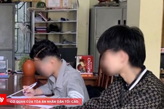 Bốc đầu xe, mang dao phóng lợn lượn các tuyến phố để lấy oai