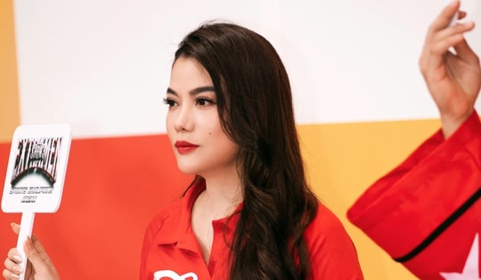 Cận gương mặt tuổi 48 trẻ đẹp ngỡ ngàng của Trương Ngọc Ánh