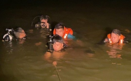 Ba người tử vong do lật thuyền