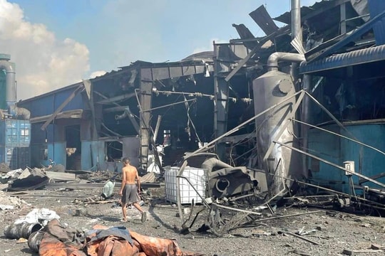 TAI NẠN LAO ĐỘNG THẢM KHỐC: 6 người chết tại chỗ, nhiều người cấp cứu, chờ mổ gấp