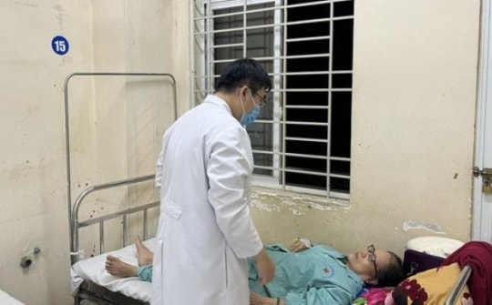 Đồng Nai: Tăng liên tục người ngộ độc do ăn bánh mỳ, một bệnh nhi nguy kịch