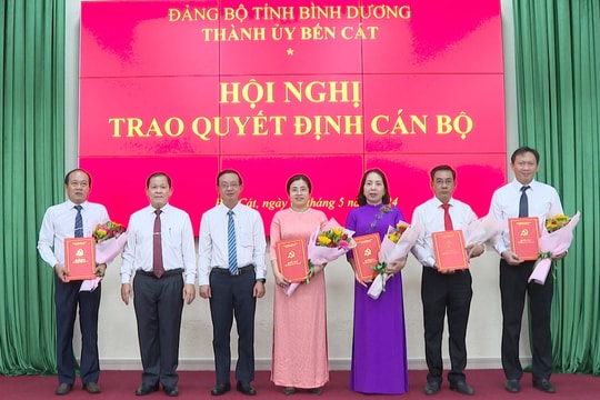 Bổ nhiệm Chủ tịch phường giữ chức  Phó Chánh Văn phòng Thành ủy