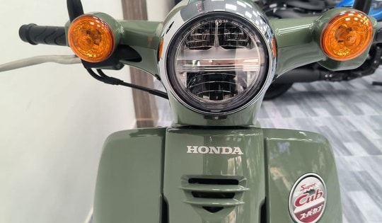 Huyền thoại xe số 110cc của Honda về Việt Nam có giá bao nhiêu mà sales team của Wave Alpha, Future liệt vào đối thủ đáng gờm?