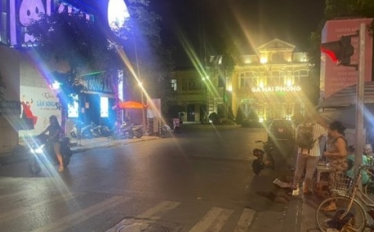 Giành khách tại ga tàu hỏa, tài xế xe công nghệ đâm tài xế xe ôm tử vong