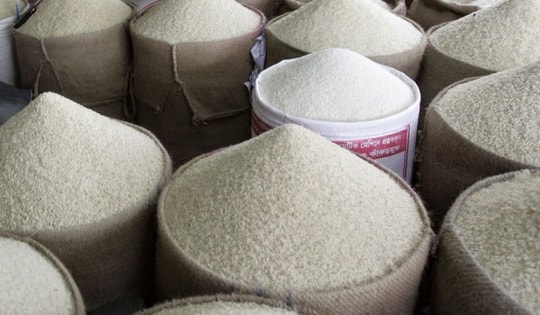 Giá gạo xuất khẩu tăng trở lại