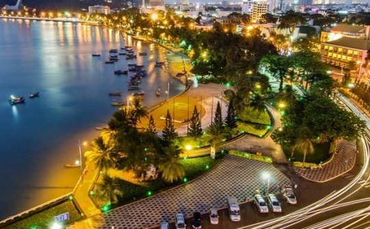 Tỉnh nào ở Việt Nam không còn hộ nghèo theo chuẩn quốc gia?