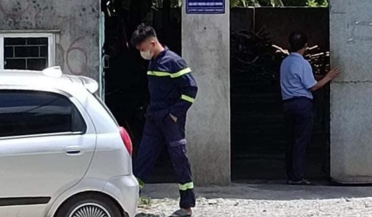 Một công nhân tử vong nghi trượt chân rơi vào cối xay giấy