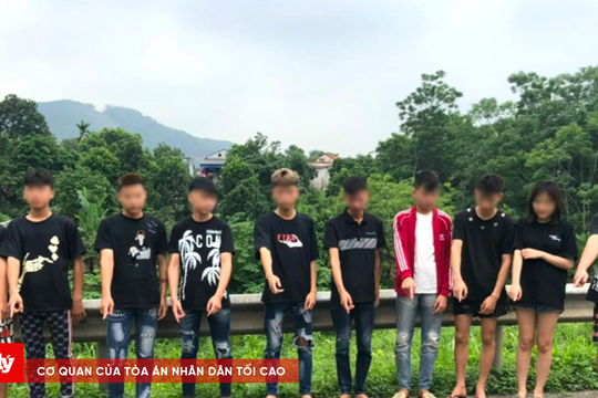 Khởi tố nhóm thanh thiếu niên đi xe máy bốc đầu trên cao tốc