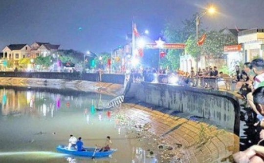 Vụ cùng bạn bơi qua sông rồi mất tích: Tìm thấy thi thể nam sinh lớp 9