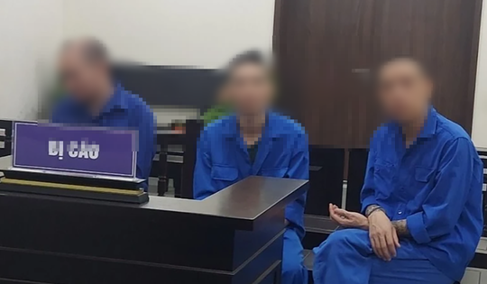 Nhóm người giả công an lừa 700 triệu của 3 cụ già hơn 80 tuổi lĩnh án