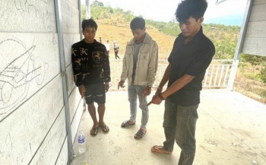 Cho vay 300.000, ép trả 4 triệu đồng còn bắt giữ người, đánh đập