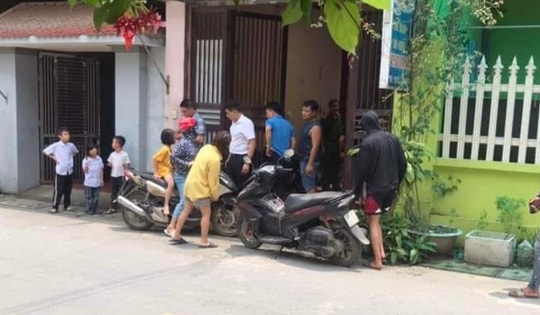 Con trai có tiền sử tâm thần chém trọng thương mẹ và cháu