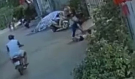 Công an xác minh vụ bé gái 8 tuổi bị giáo viên hành hung ở Sơn La