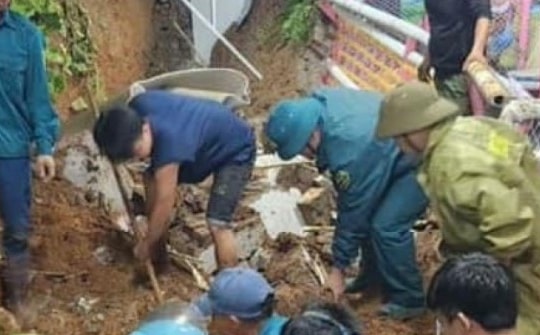 Sập tường khu vui chơi, 3 bé gái tử vong