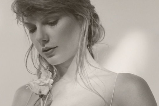 Bài hát dành riêng cho 12 chòm sao trong album "The Tortured Poets Department"