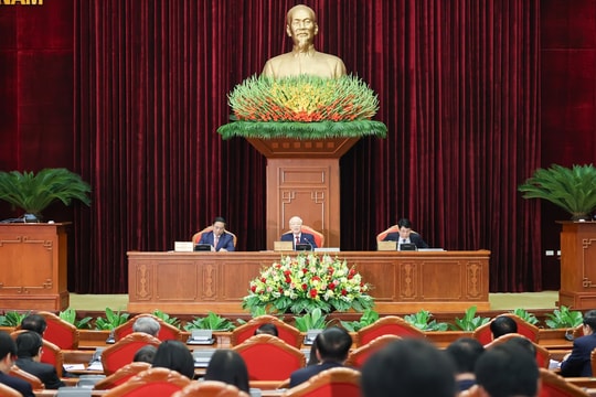 Khai mạc hội nghị lần thứ chín Ban Chấp hành Trung ương Đảng khóa XIII