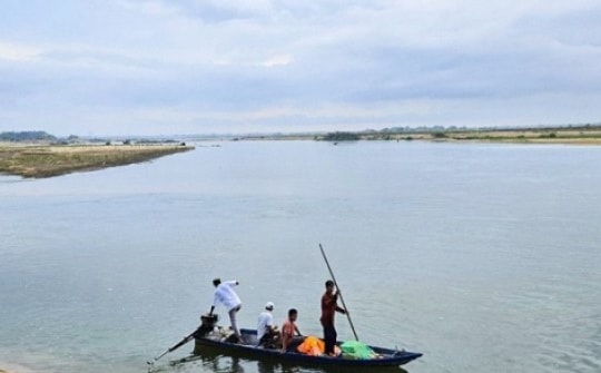 Nạn nhân cuối cùng trong vụ lật xuồng trên sông Ba được tìm thấy