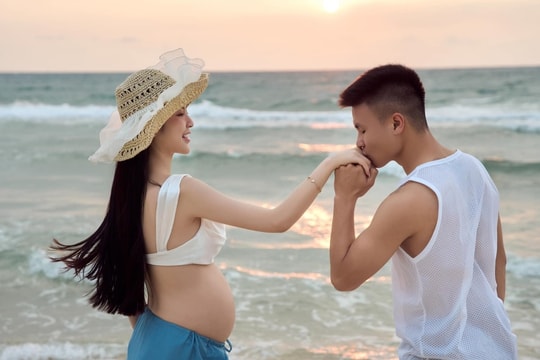 Quang Hải chuẩn bị giường cho vợ bầu ngủ ngon