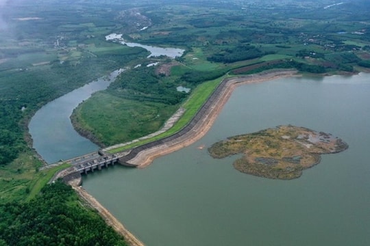 Lấy ý kiến tổ chức, cá nhân về tác động của công trình khai thác nước thế nào?