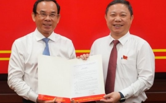 Hai Phó chủ tịch UBND TP HCM nhận nhiệm vụ mới
