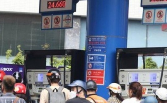 Doanh nghiệp xăng dầu mắc kẹt vì những quy định chung chung