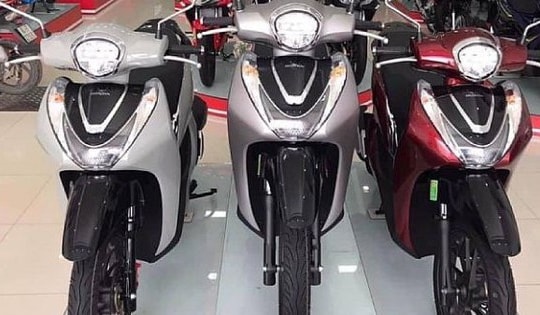 Giá xe SH Mode mới nhất tháng 5 giảm mạnh, giá chỉ nhỉnh Lead chút ít gần như dòng xe bình dân