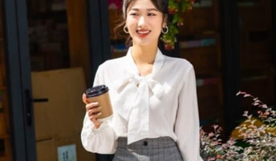 Trang phục đi làm vừa mát vừa dễ giúp bạn thành ngôi sao thời trang