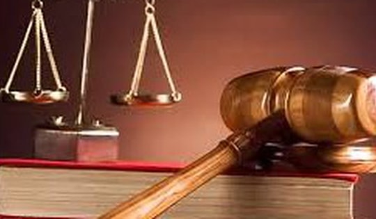 Án phạt cho kẻ xâm hại bé gái lớp 6 quen qua Facebook