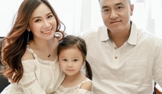 Duy Uyên 'Mắt Ngọc' sinh con ở tuổi 40: Tốn hàng trăm nghìn USD