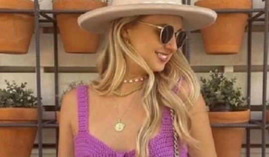 Mẫu áo len có thể đồng hành cùng bạn cả trong mùa nóng