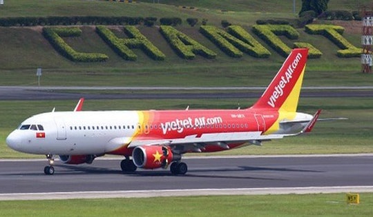 Mừng kỷ niệm "chuyến bay nụ cười" đến Singapore, Vietjet tặng 10.000 vé bay chỉ từ 0 đồng
